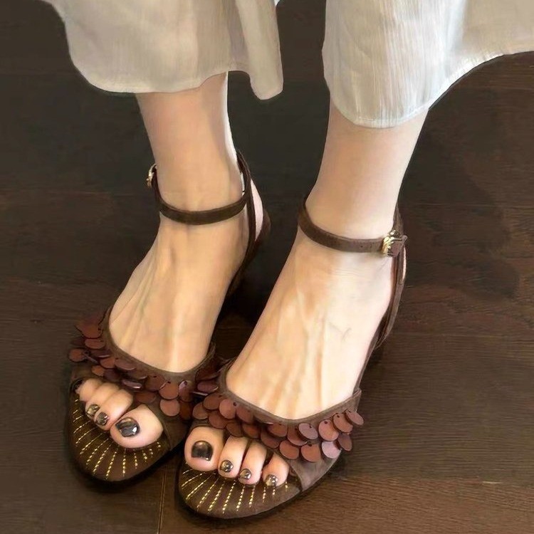 Vintage Fashion Female - 夏の新作レディーススリッパ、パール刺繍入りスティレットヒール、フリップフロップ、ローヒール、ヴィンテージ女性用サンダル