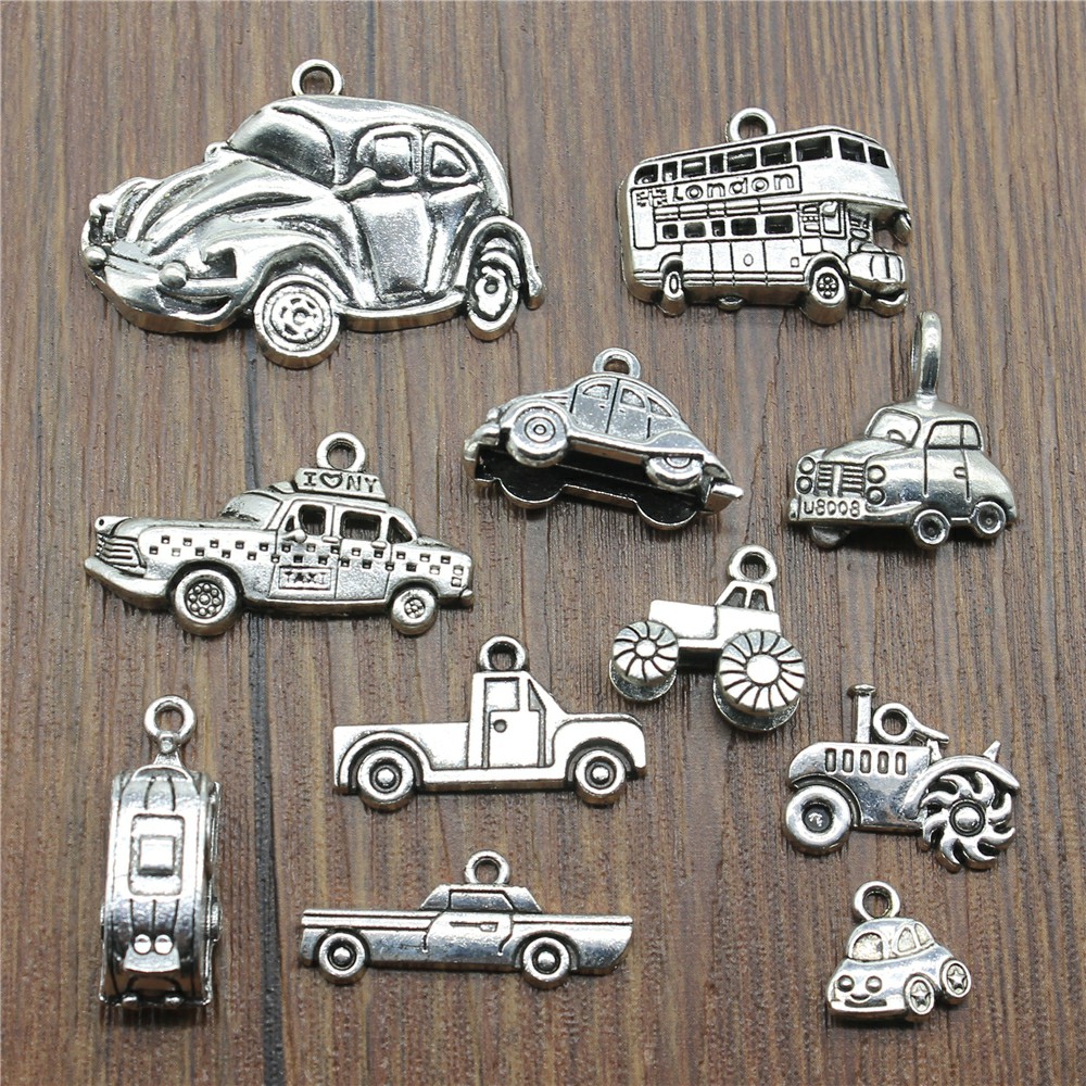 Vintage Fashion Finds - 10個/ロットアンティークシルバーカラーカーチャームペンダントジュエリーアクセサリージュエリー用バスチャームヴィンテージカーチャームを見つける