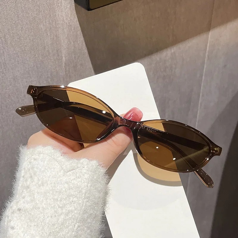 ニューレトロセクシーキャットアイサングラス男女兼用ヴィンテー - Vintage Fashion Brands のレビューと価格