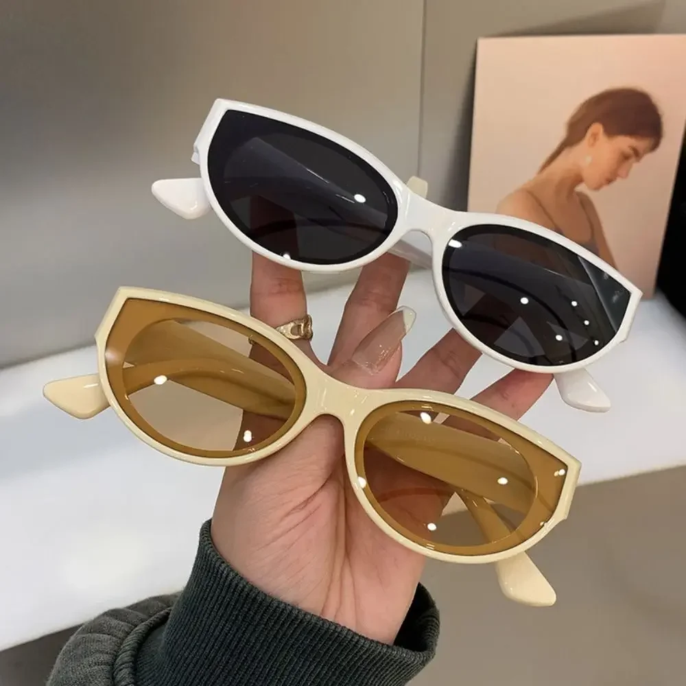ヴィンテージキャットアイサングラス女性 Y2K ファッション - Vintage Fashion Brands のレビューと価格