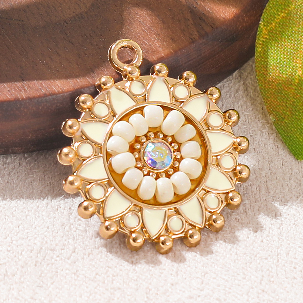 ヴィンテージボヘミアエスニックエナメルラウンドチャームペンダ - Vintage Fashion Earrings のレビューと価格